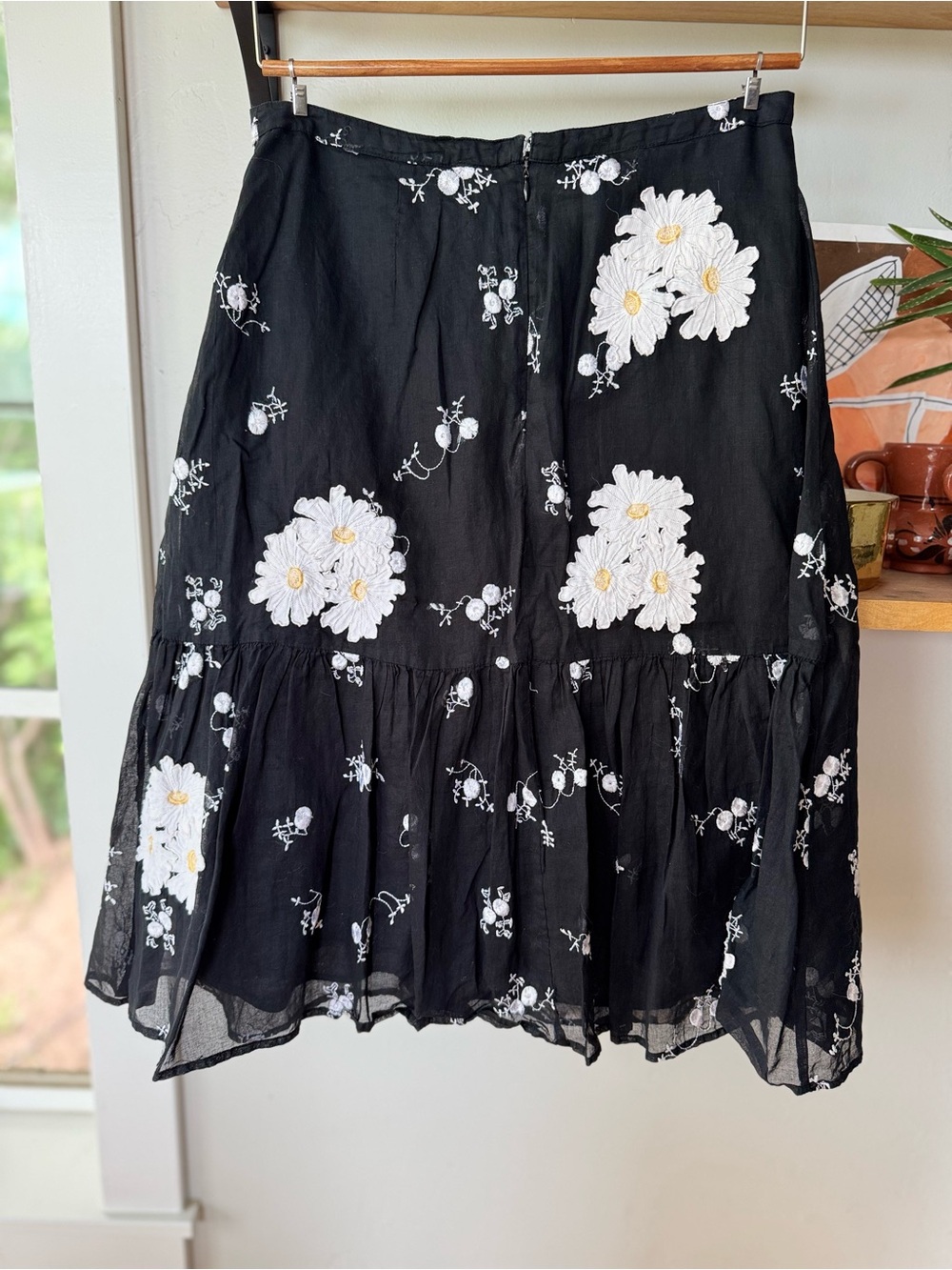 Vintage 90s Y2K Persaman Black Midi Skirt with White Daisy Embroidery Sz 10 - Picture 4 of 9